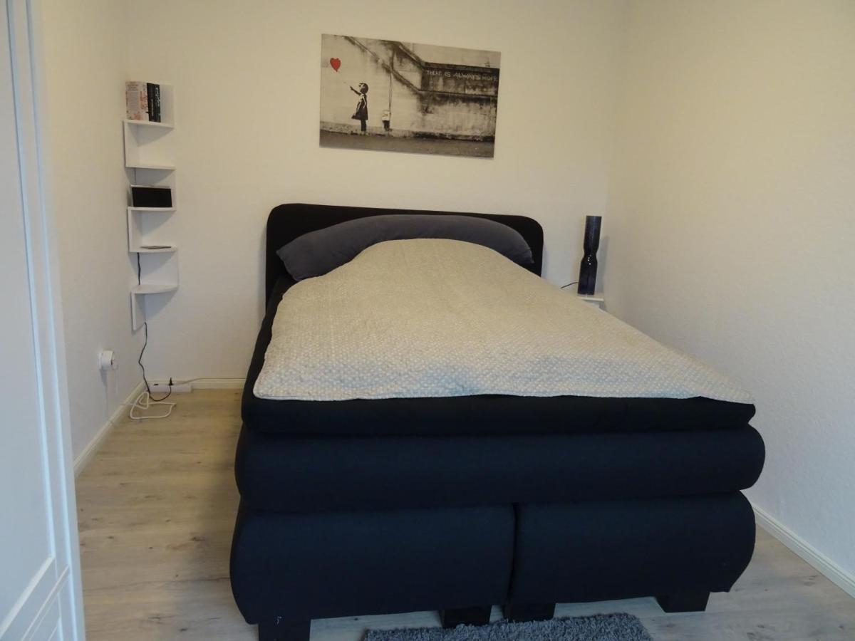 Ferienwohnung Am Marktplatz - Zentrale Lage Vor Den Toren Flensburgs, Mit Vollstaendiger Ausstattung Und Balkon Harrislee Esterno foto