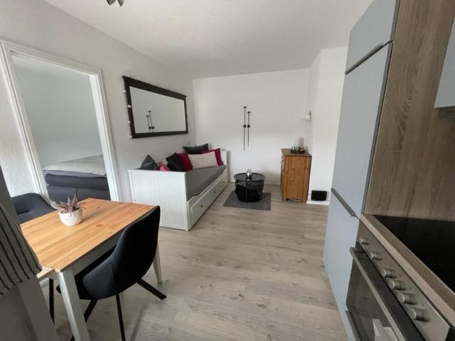 Ferienwohnung Am Marktplatz - Zentrale Lage Vor Den Toren Flensburgs, Mit Vollstaendiger Ausstattung Und Balkon Harrislee Esterno foto